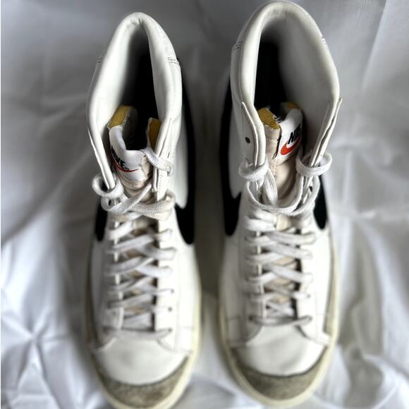 Nike Blazer Mid '77 Vintage Sneakers – Men's Size 10 – White/Black – Pre-Owned - Picture 9 of 12